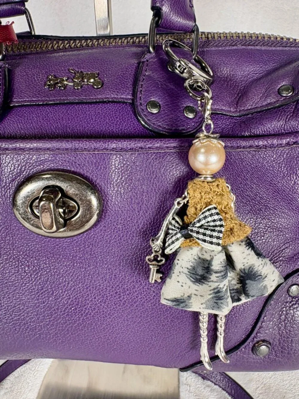 Coach Rhyder 24 Satchel in Deep Plum/Purple with Charm - Picture 3 of 15
